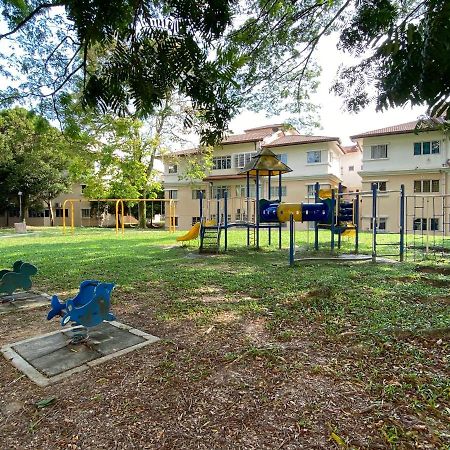 Homestay Vista3A At Vista Seri Putra Kajang Dış mekan fotoğraf